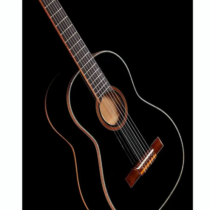 La guitare Ortega R221-3/4 BK Avis, Test et Comparatif