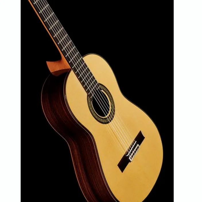 Guitare Classique Ramirez Antigua