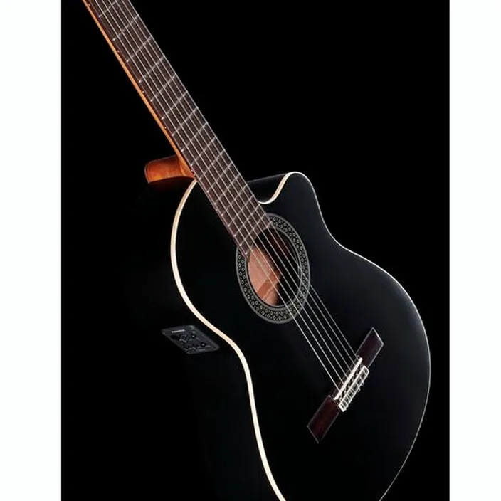 Et Avis de la guitare Alhambra Black Satin CW EZ incl.Gig Bag