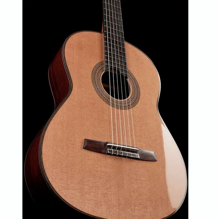 Et Avis de la guitare Classique Hanika HE Doubletop Madagascar