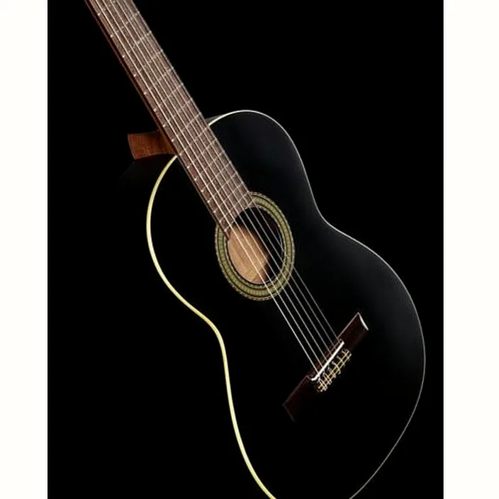Alhambra 1C Black Satin incl.Gig Bag : Test, Avis