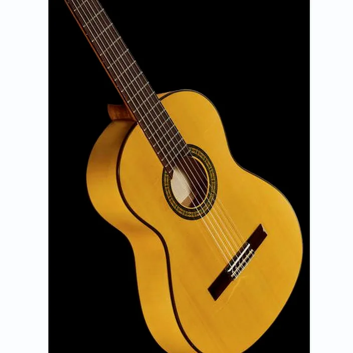 Alhambra 3F Flamenco incl.Gig Bag
