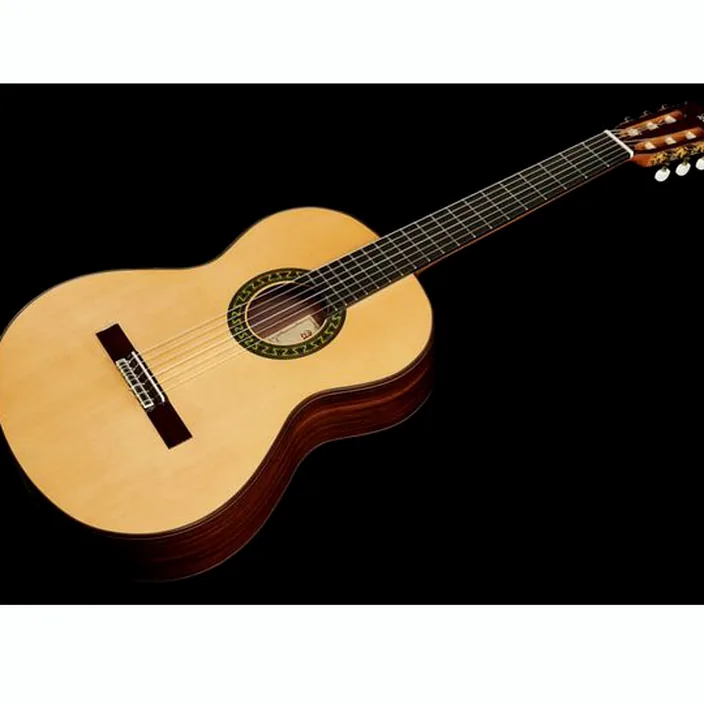 Et Avis : Alhambra 5P A incl.Gig Bag