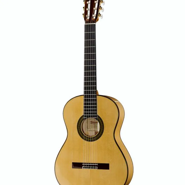 Alhambra 7FC Flamenco incl.Gig Bag