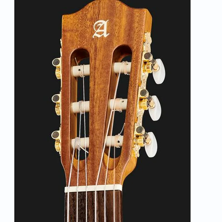 Alhambra Black Satin Plus incl.Gig Bag Test & Avis