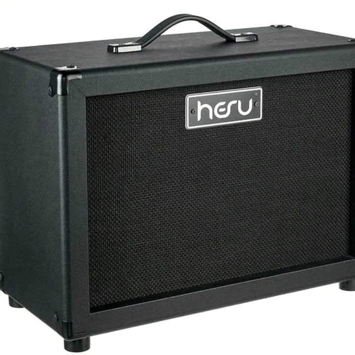 Avis et Test Baffle HESU Wizard W112 Std. 16 Ohm Cab BK