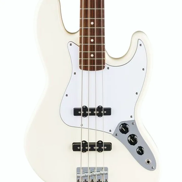Avis et Test de la basse électrique Fender Standard J-Bass LRL WPG OWT