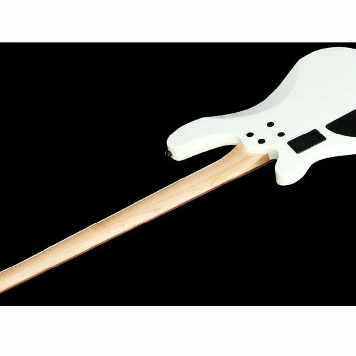 Avis et Test de la basse électrique Harley Benton B-450 White Bundle 2