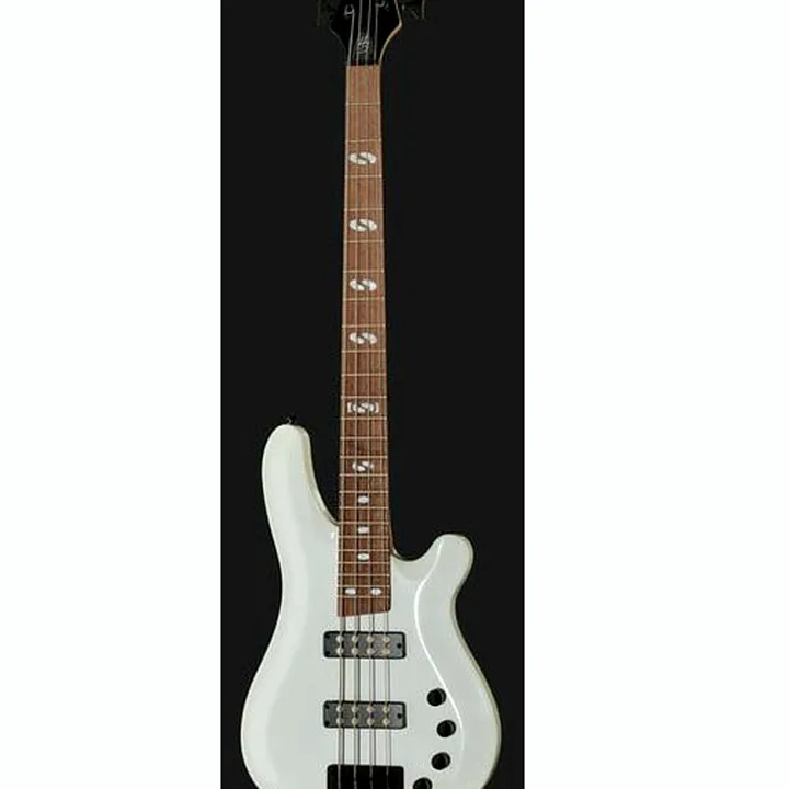Avis et Test de la basse électrique Harley Benton B-450 White Bundle 2
