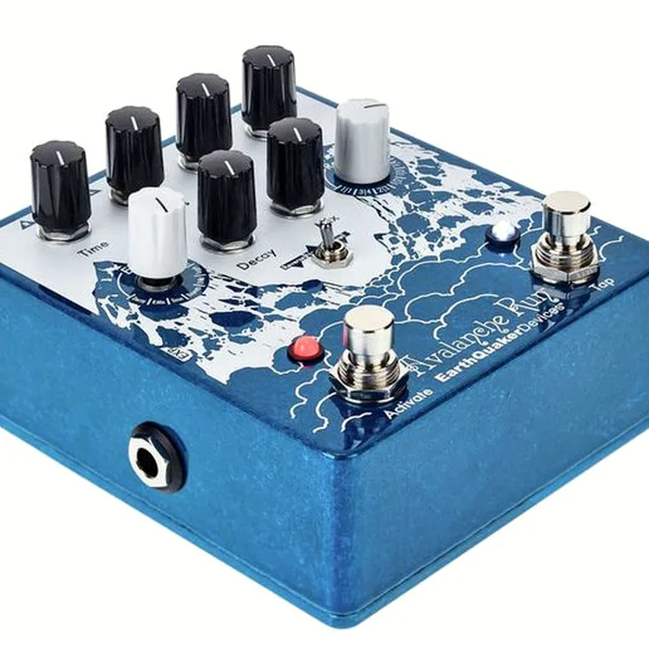 Avis et Test de la pédale EarthQuaker Devices Avalanche Run V2
