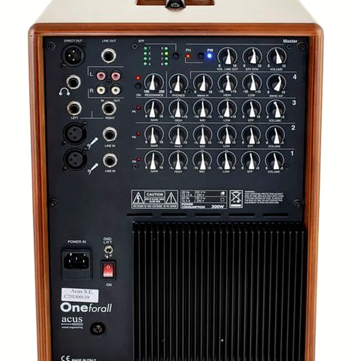 Avis et Test du combo guitare Acus One-for-all Wood