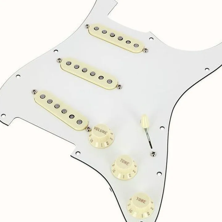 Avis et Test : Fender Pre-Wired ST PG SSS 57/62 WH