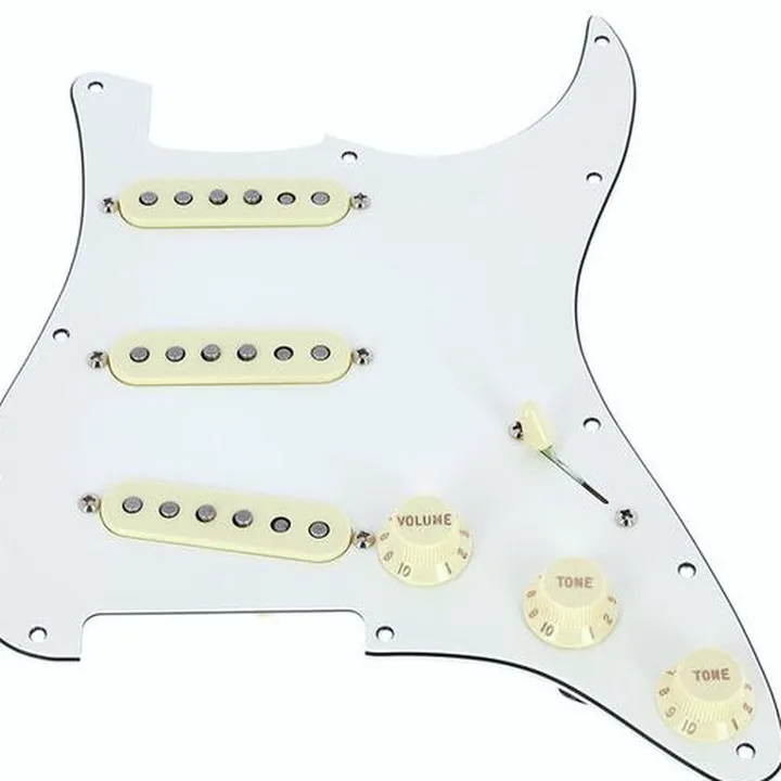 Avis et Test : Fender Pre-Wired ST PG SSS 57/62 WH