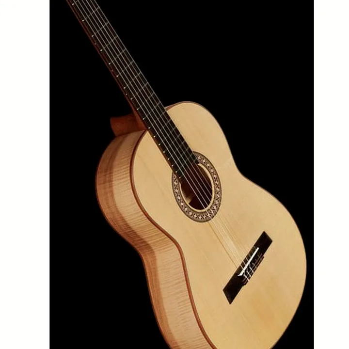 Avis et Test Guitare classique Höfner HGL10