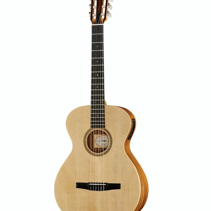 Avis et Test Guitare classique Taylor Academy Series 12e-N LH
