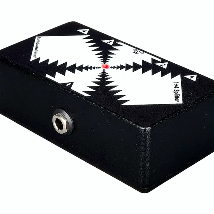 Avis et Test Pédale EarthQuaker Devices One to Four Splitter