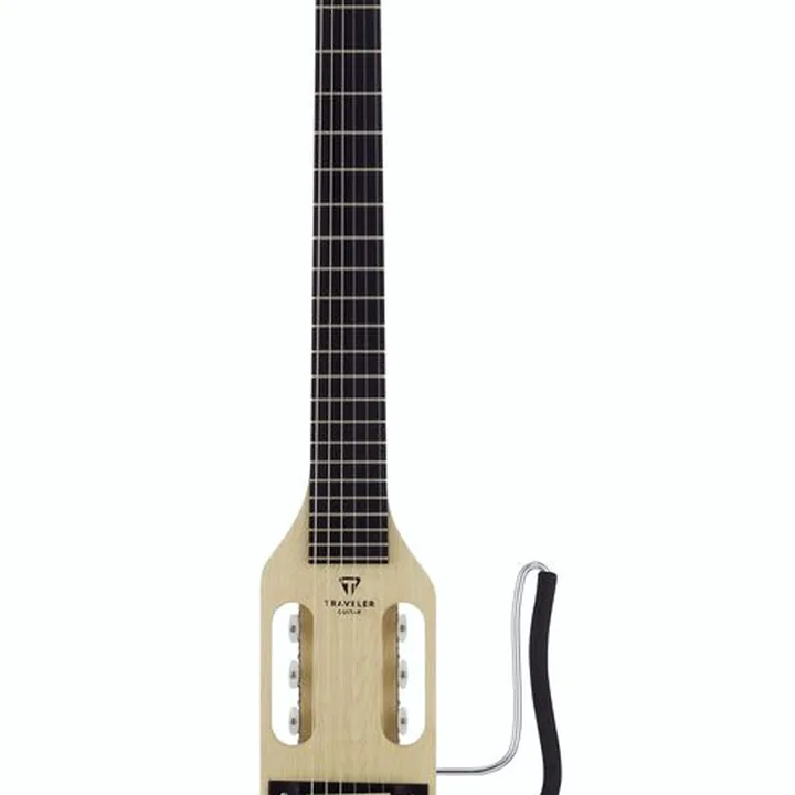 Traveler Guitar Ultra Light Nylon Natural