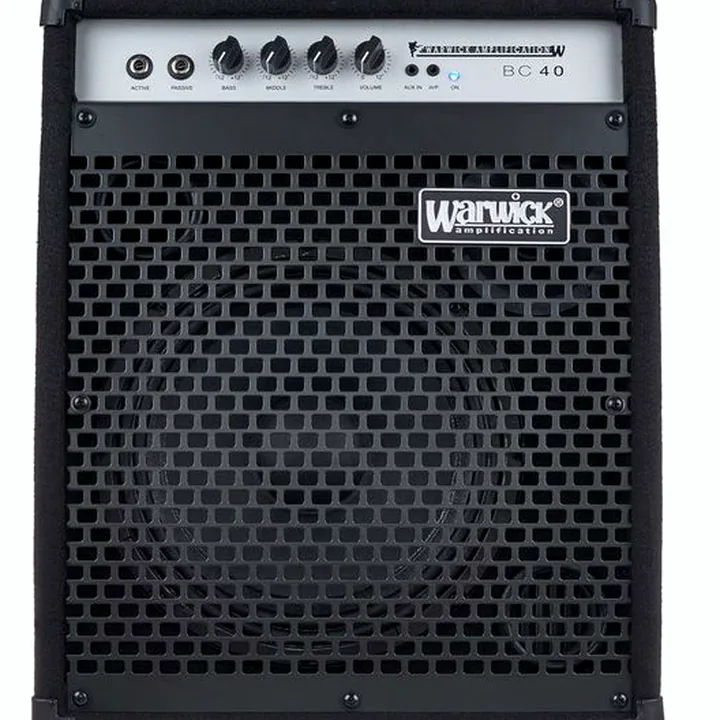 Avis et Test Warwick BC 40