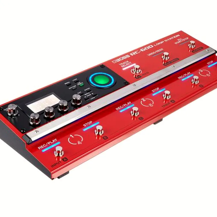 Avis, Test Boss RC-600 Loop Station Bundle