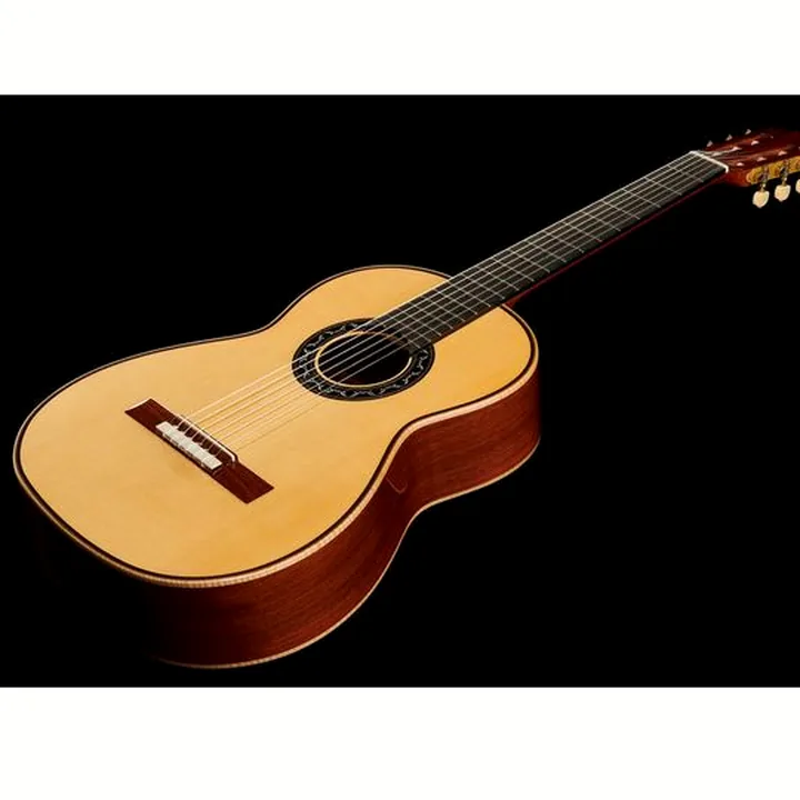 Avis & Test de la guitare classique Cordoba Esteso SP