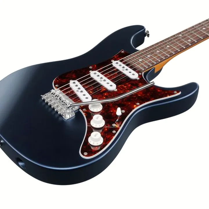 Avis, Test de la guitare électrique Ibanez AZ2203NT-DBF Prestige
