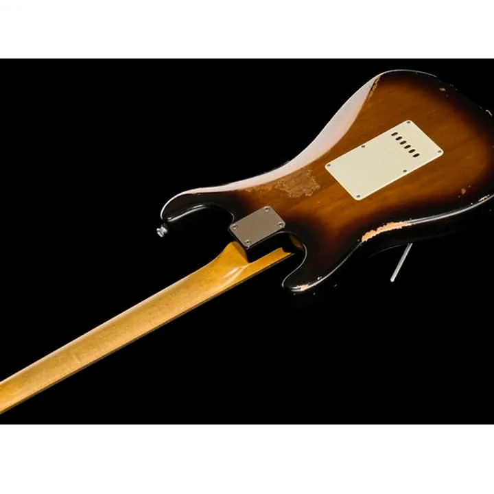 Avis & Test de la guitare électrique Maybach Stradovari Superfly HSS 2TSB