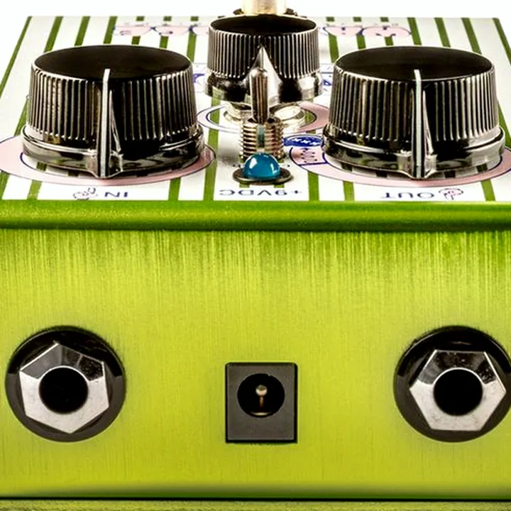 Avis & Test de la pédale Way Huge Jumbo Fuzz Swollen Pickle XXX