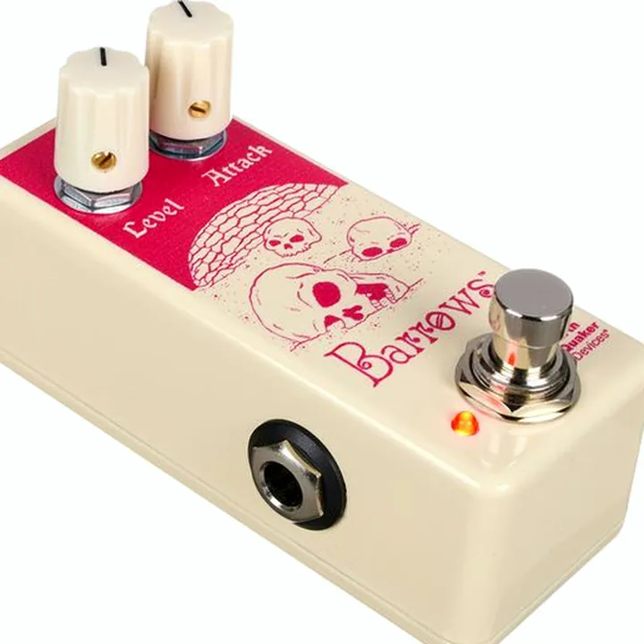 Avis, Test EarthQuaker Devices Barrows Fuzz Attacker
