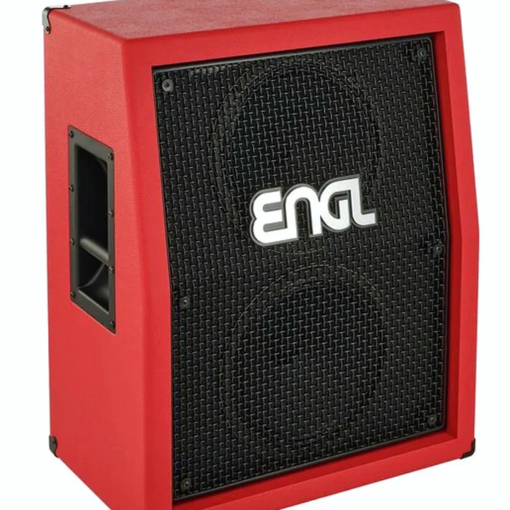 Avis, Test : Engl E212VBSR Pro LTD Red