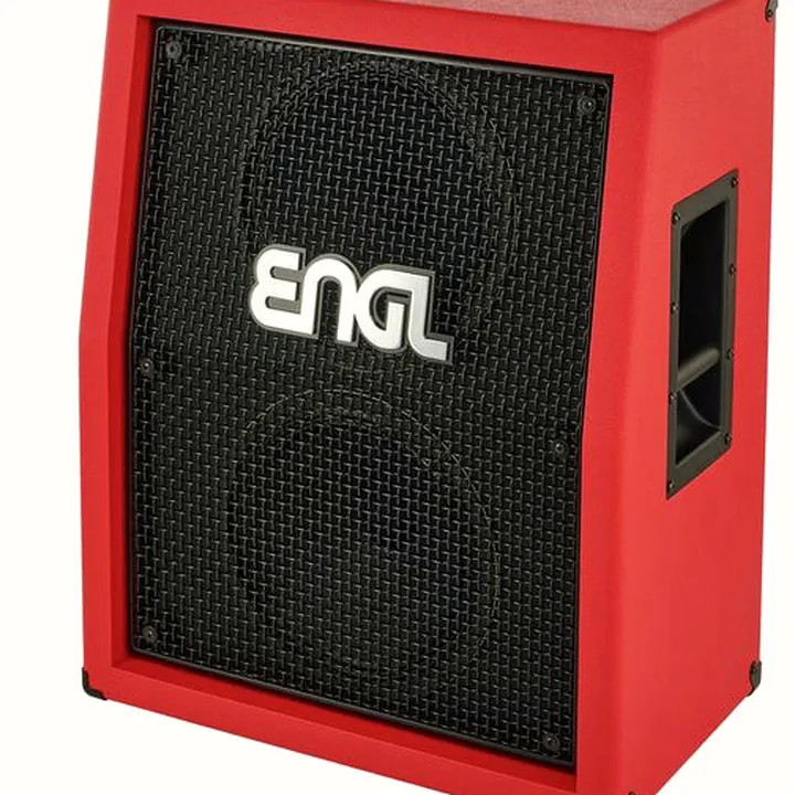 Avis, Test : Engl E212VBSR Pro LTD Red