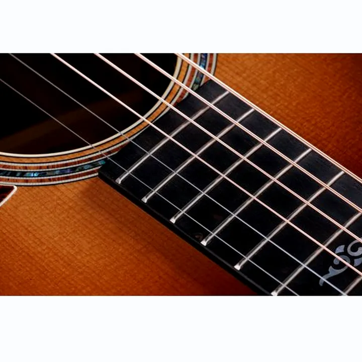 Avis & Test Guitare acoustique Taylor Gold Label 814e Koa Sunburst