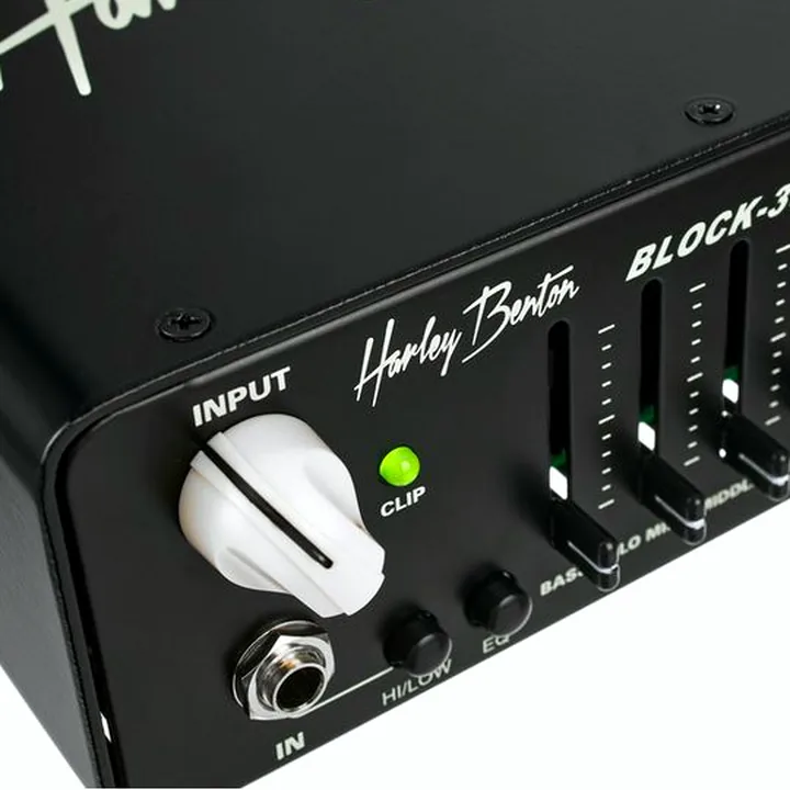 Avis, Test : Harley Benton Block-300B Bundle