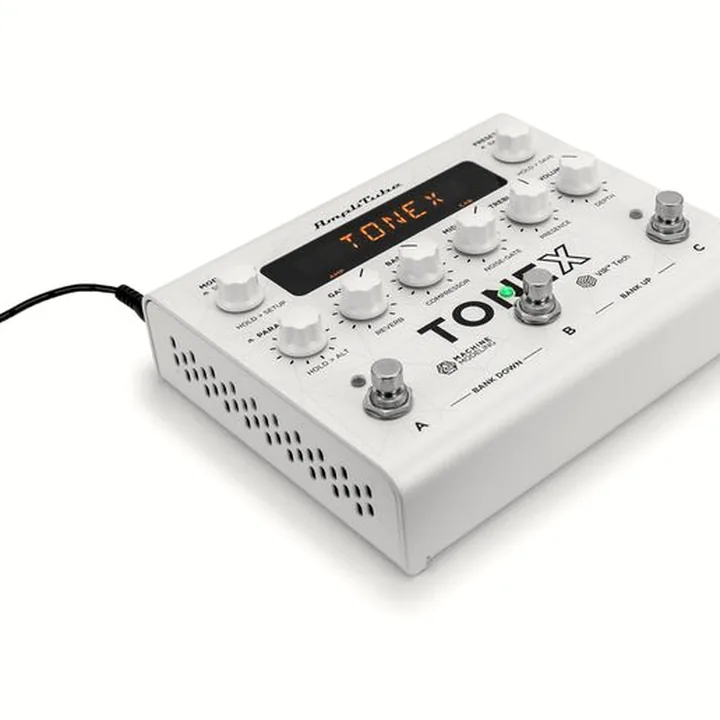 Avis, Test : IK Multimedia ToneX Pedal Anniversary Edt