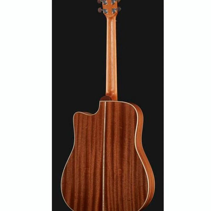 Avis, Test : Lakewood D-14 CP