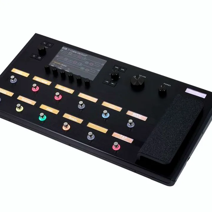 Avis & Test Line6 Helix Guitar Processor Bundle