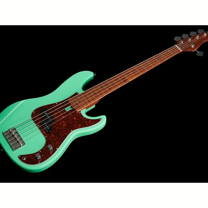 Avis, Test Marcus Miller P5 Alder-5 MLG