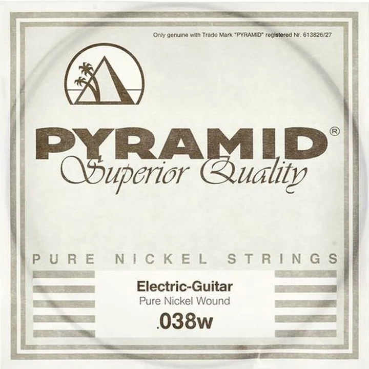 Avis, Test : Pyramid 038