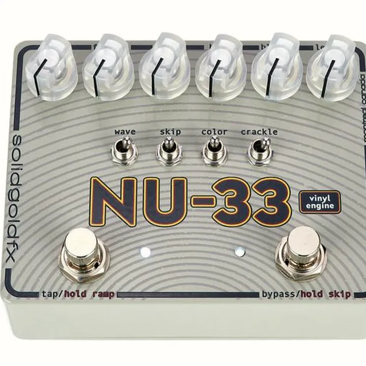 Avis & Test Solid Gold FX NU-33 Chorus/Vibrato