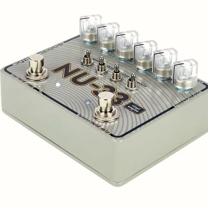 Avis & Test Solid Gold FX NU-33 Chorus/Vibrato