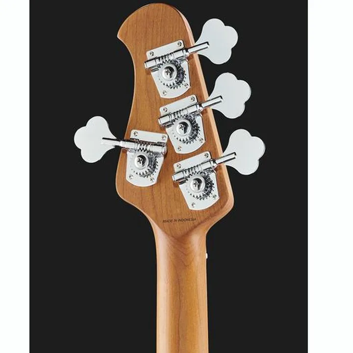Avis & Test : Sterling by Music Man StingRay 34 FM Neptune Blue