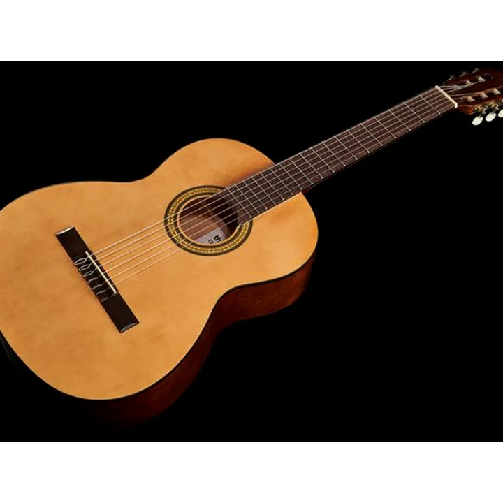 Avis & Test Thomann Classic 4/4 Guitar Bundle
