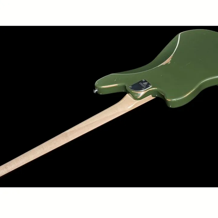 Avis, Test Valiant Guitars Jupiter Bass RH OM