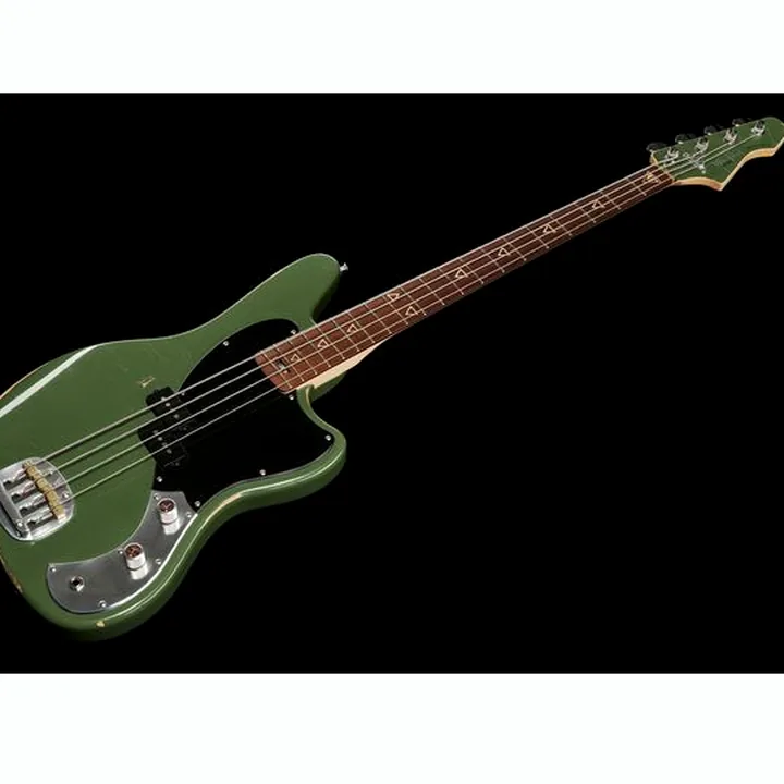 Avis, Test Valiant Guitars Jupiter Bass RH OM