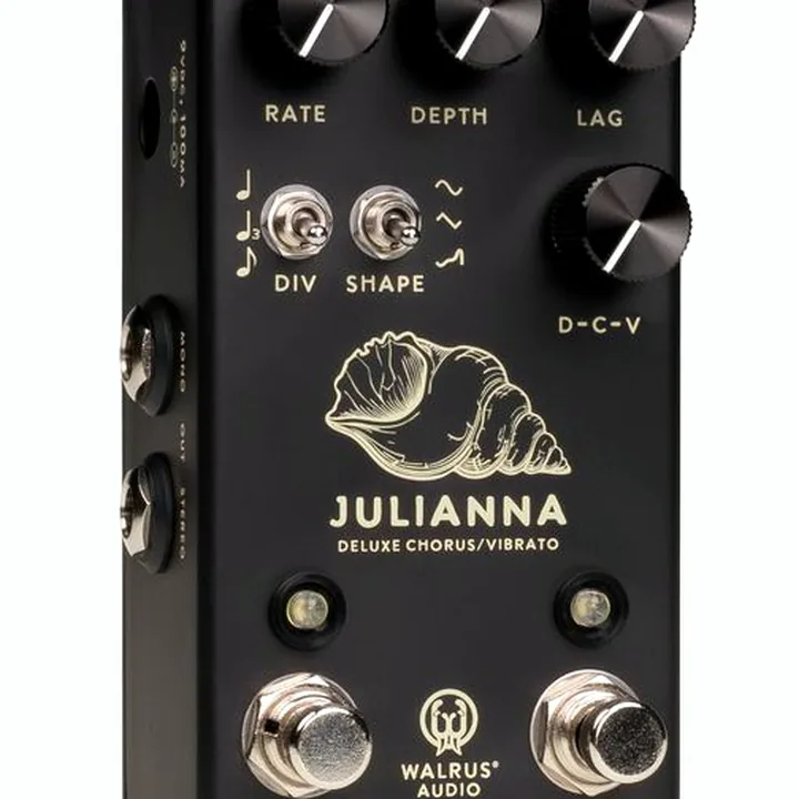 Avis, Test Walrus Audio Julianna Chorus Black
