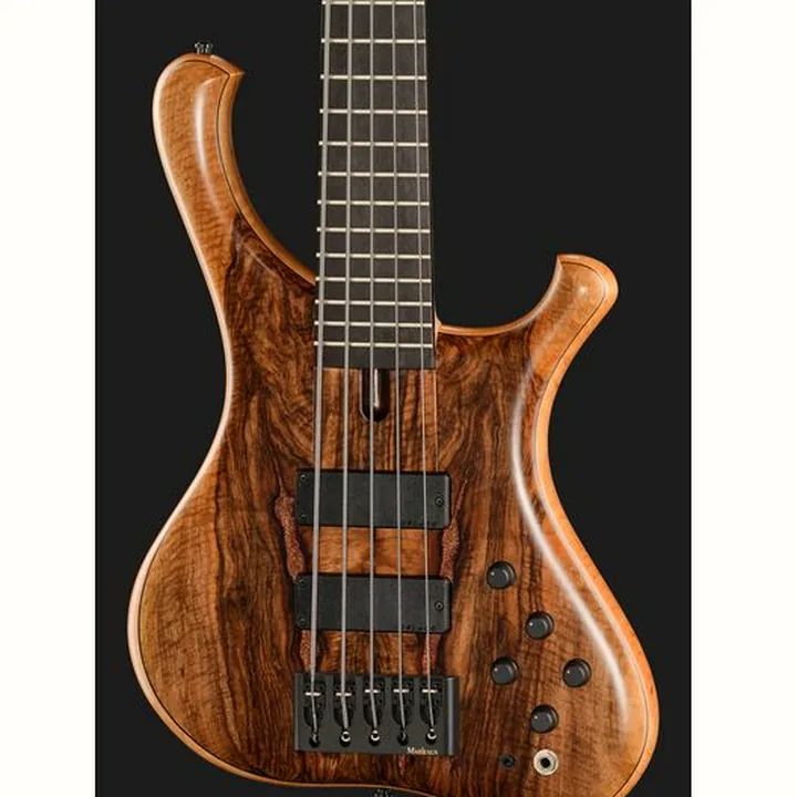 Basse électrique Marleaux Consat Custom Figured Walnut 5 Comparatif, Avis et Test