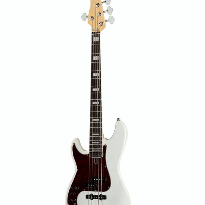 Basse Marcus Miller P7 Alder 5 AWH 2nd Gen LH