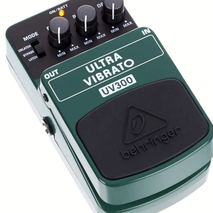 Et Avis : Behringer UV300 Ultra Vibrato