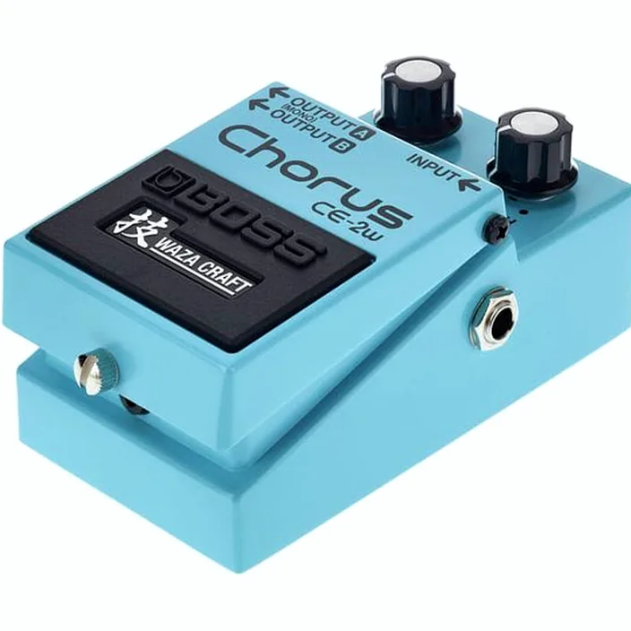 Boss CE-2w