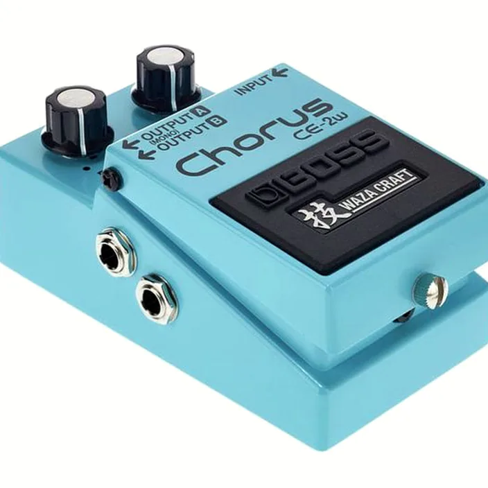 Boss CE-2w