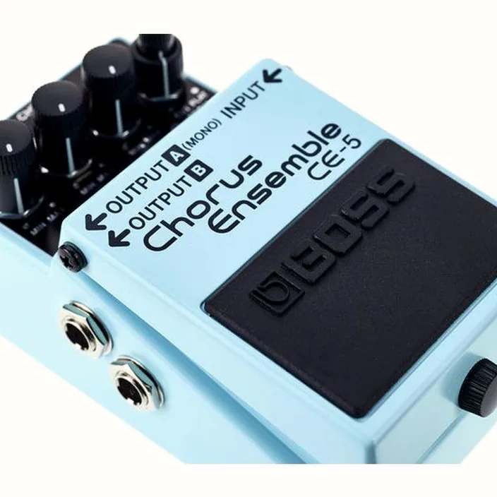 Et Test : Boss CE-5
